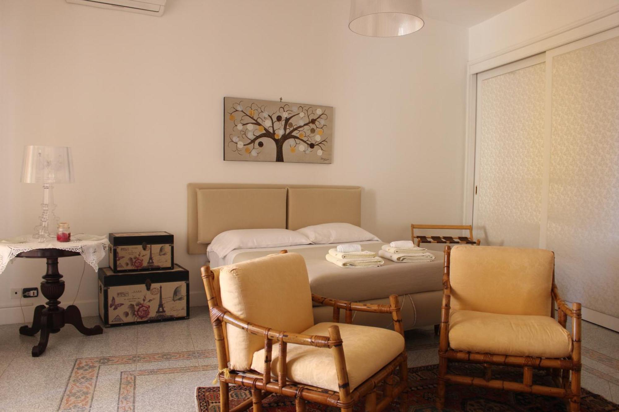 La Maison Dorée Giardini-Naxos Exterior foto